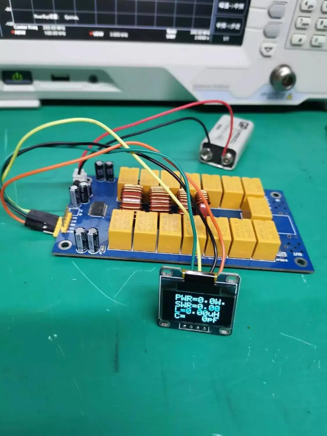 ATU-100 DIY комплекты 1,8-50 МГц ATU-100mini автоматический антенный тюнер N7DDC 7x7 + OLED, программирование/SMD/чип припаянный 
ATU-100 DIY комплекты 1,8-50 МГц ATU-100mini автоматический антенный тюнер N7DDC 7x7 + OLED, программирование/SMD/чип припаянный