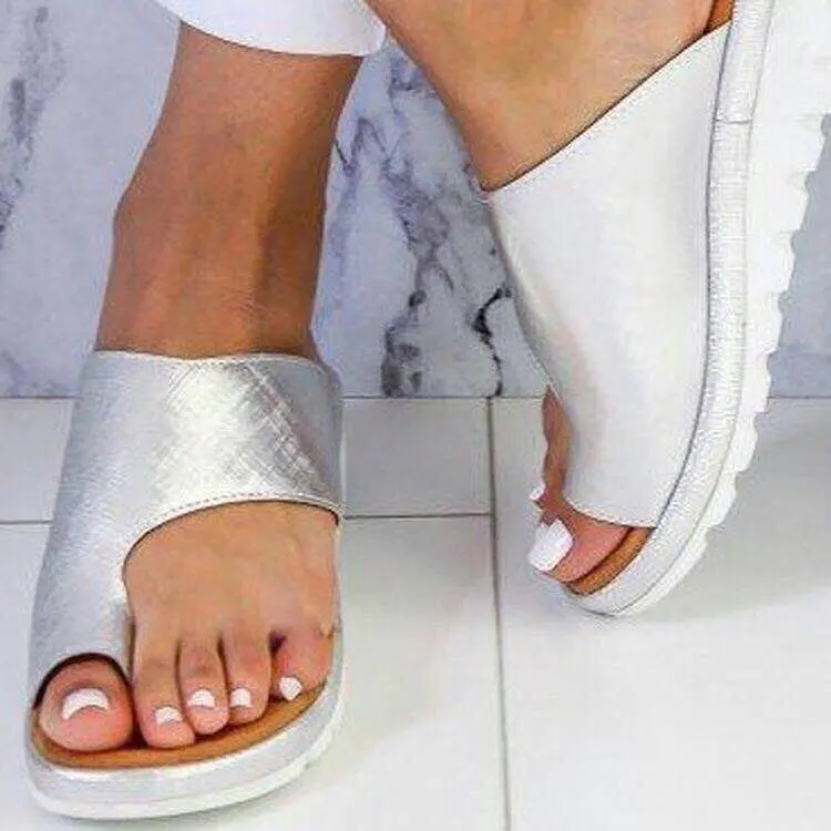 Speed Bribe Hot Selling Flat Slanted Heel Sandals Women's Summer New Style Toe Covering Thick Bottomed Outer Wear Women's
Speed Bribe Hot Selling Flat Slanted Heel Sandals Women's Summer New Style Toe Covering Thick Bottomed Outer Wear Women's