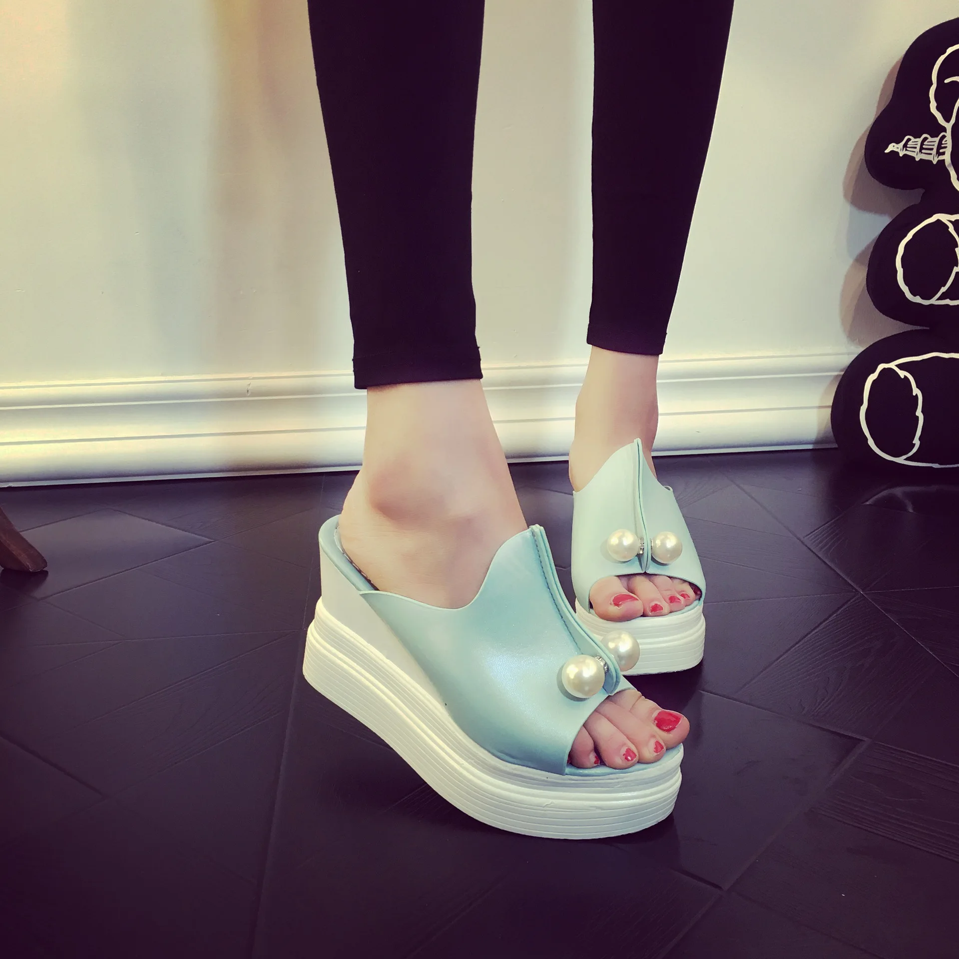 Sandals Women's 2019 Casual Summer Peep-Toe Pearl Platform Heel Slanted Heel Waterproof Platform Outer Wear Sandals WOMEN'S Shoe
Sandals Women's 2019 Casual Summer Peep-Toe Pearl Platform Heel Slanted Heel Waterproof Platform Outer Wear Sandals WOMEN'S Shoe