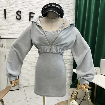2020 autumn new Korean style long-sleeved hooded short sweater jacket with two-piece dress with suspenders
2020 autumn new Korean style long-sleeved hooded short sweater jacket with two-piece dress with suspenders