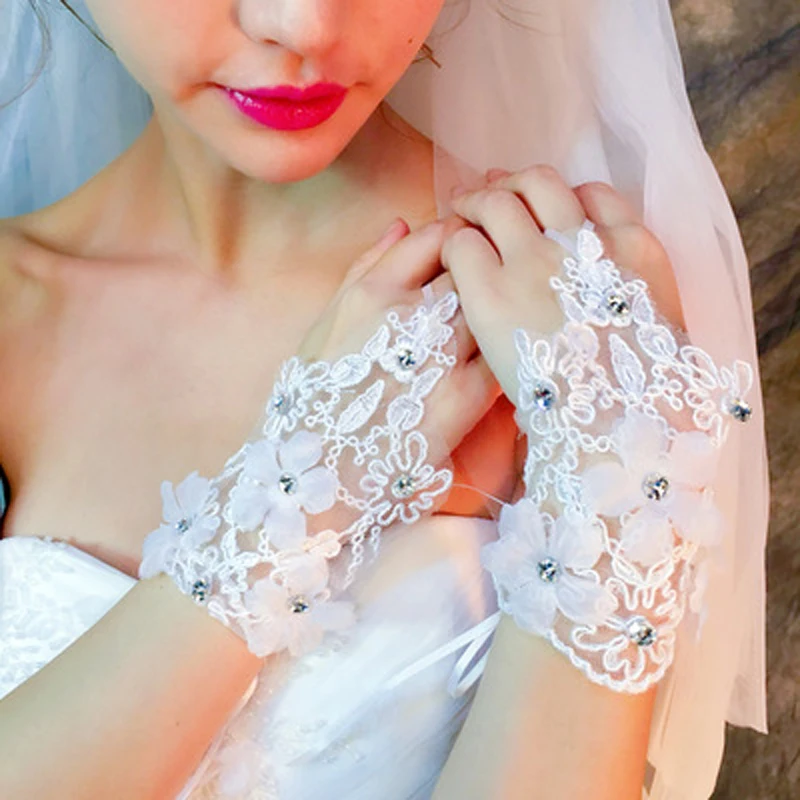 2020 Newest Fashion Ivory Pearl Lace Wedding Bride Bridal Gloves,Ring Bracelet Wedding Accessories2 (1)
