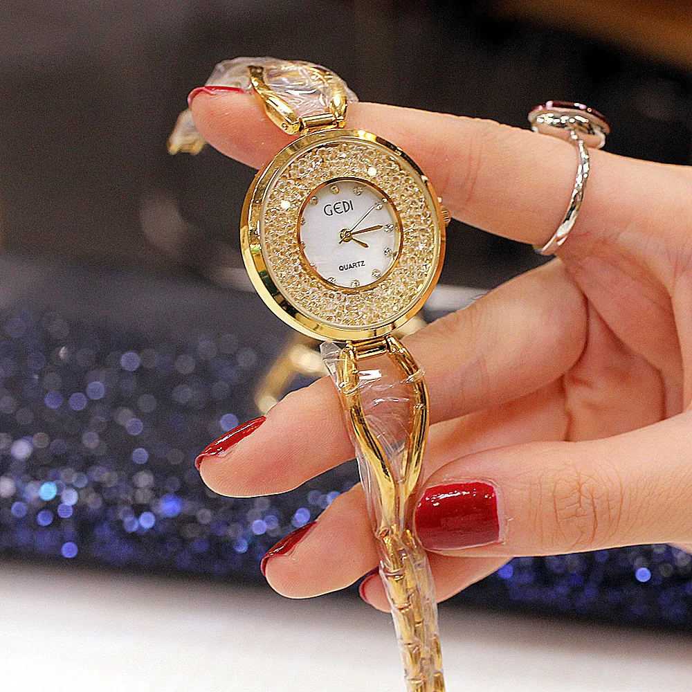 Delicate Luxury Crystal Diamond Dial Women's Watch Gold Steel Belt Water Diamond Dail Bracelet Watch Polygon Gift Clock
Delicate Luxury Crystal Diamond Dial Women's Watch Gold Steel Belt Water Diamond Dail Bracelet Watch Polygon Gift Clock