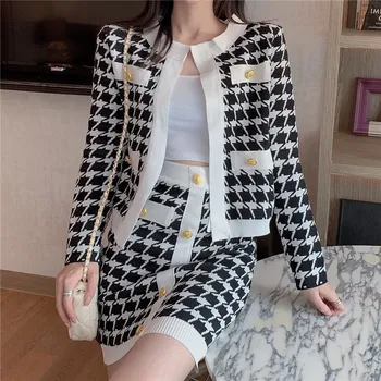 Women 2pc Knit Skirt Sets Spring Autumn Single-breasted Sweater Cardigan&Pencil Mini Skirt Suits Plaid Dress Fashion Outfits
Women 2pc Knit Skirt Sets Spring Autumn Single-breasted Sweater Cardigan&Pencil Mini Skirt Suits Plaid Dress Fashion Outfits