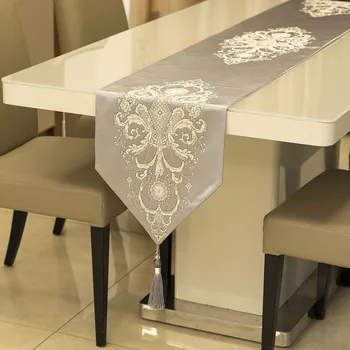 New Chinese Style High-grade Embroidery Flower Table Runner Modern Simplicity Tassels Pure Color Champagne Dining Table Flag
New Chinese Style High-grade Embroidery Flower Table Runner Modern Simplicity Tassels Pure Color Champagne Dining Table Flag