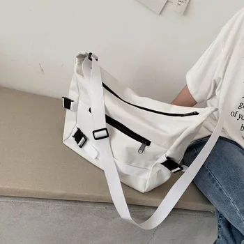 Fashion Canvas Big Bag Tooling Solid Color Messenger Bag Large Capacity Women's Bag Practical Portable Shoulder Bag
Fashion Canvas Big Bag Tooling Solid Color Messenger Bag Large Capacity Women's Bag Practical Portable Shoulder Bag