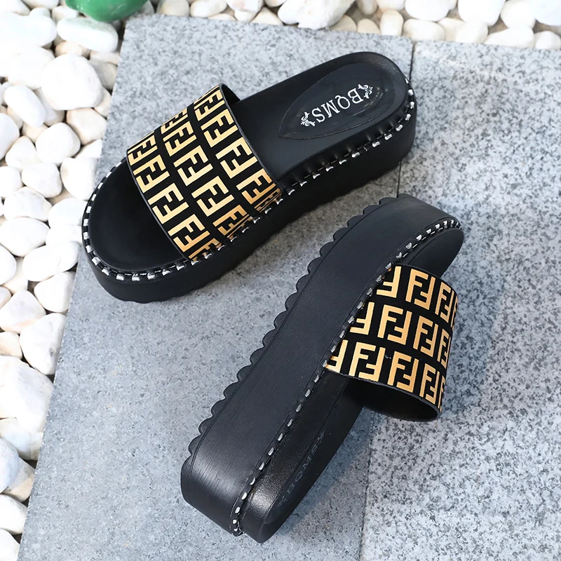 New 2020 Leather Bohemia Summer Casual Leisure Women's Platform Sandals Beach Shoes Woman ladies shoes size 35-41
New 2020 Leather Bohemia Summer Casual Leisure Women's Platform Sandals Beach Shoes Woman ladies shoes size 35-41