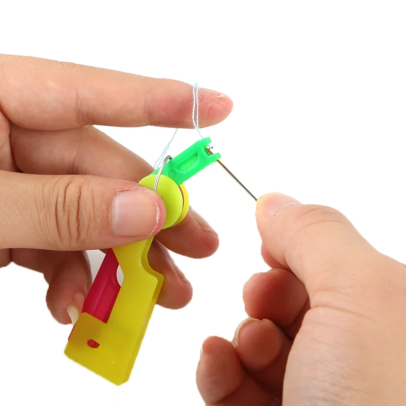 Random Color Use Tool Threader Elderly Guide Needle Easy Device Automatic Thread Sewing
Random Color Use Tool Threader Elderly Guide Needle Easy Device Automatic Thread Sewing