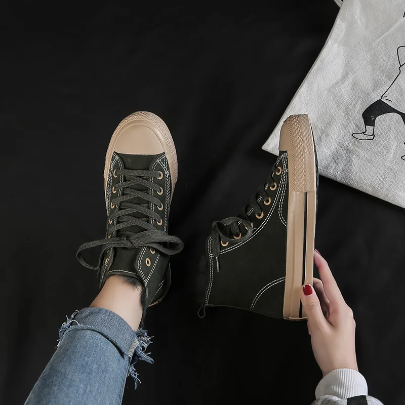 Korean Version of Female Students High-end with Velvet Canvas Shoes 2019 Autumn Winter New Fashion Cotton Casual High-top Shoes
Korean Version of Female Students High-end with Velvet Canvas Shoes 2019 Autumn Winter New Fashion Cotton Casual High-top Shoes
