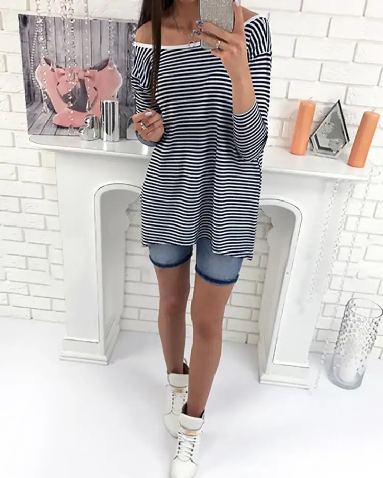 Sexy Long Oversize T-shirts Women Backless Off shoulder Tee Shirt Loose Pinstriped Tops T Shirt Female Casual Tops Rope Femme
Sexy Long Oversize T-shirts Women Backless Off shoulder Tee Shirt Loose Pinstriped Tops T Shirt Female Casual Tops Rope Femme