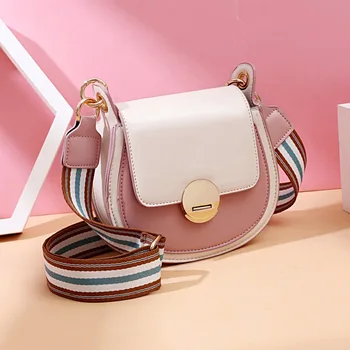 Female Letter Crossbody Bags For Women 2020 Leather Luxury Handbag Main Ladies Mini Purse Shoulder Messenger Bag 
Female Letter Crossbody Bags For Women 2020 Leather Luxury Handbag Main Ladies Mini Purse Shoulder Messenger Bag