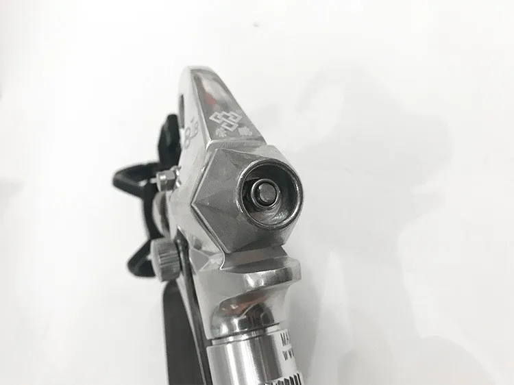 High Pressure Airless Spraying Machine Gun 818A Spraying Gun Paint Emulsion Paint Spraying Gun Accessories 
High Pressure Airless Spraying Machine Gun 818A Spraying Gun Paint Emulsion Paint Spraying Gun Accessories