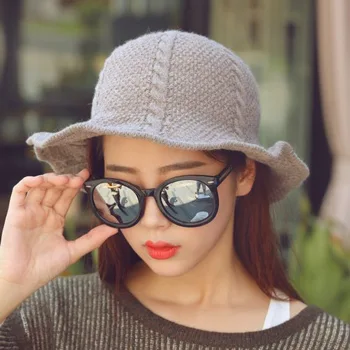 version of autumn and winter twisted wool bowl cap fisherman's cap folded black knitted hat ear protector and warmer woman
version of autumn and winter twisted wool bowl cap fisherman's cap folded black knitted hat ear protector and warmer woman