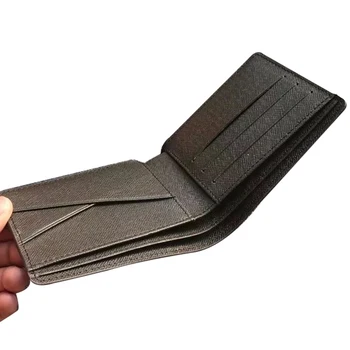 L-60895 Luxury Designer Men Short Wallet 8 Colors Genuine Leather High Grade AAA Gift
L-60895 Luxury Designer Men Short Wallet 8 Colors Genuine Leather High Grade AAA Gift