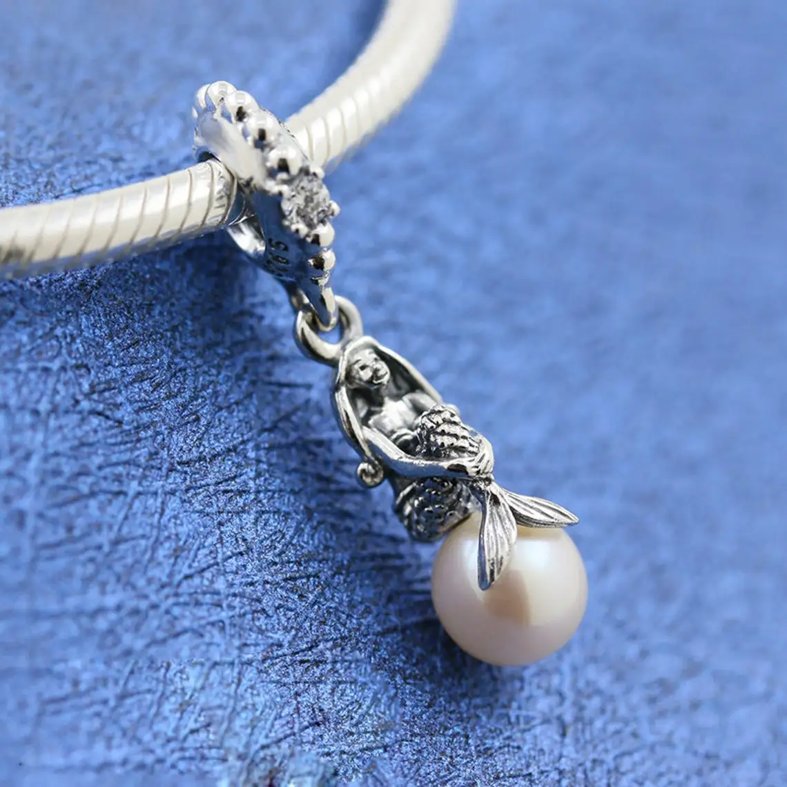 925 Sterling Silver Mermaid Dangle With Pearl Charm Bead Fits All European Pandora Jewelry Bracelets Necklaces
925 Sterling Silver Mermaid Dangle With Pearl Charm Bead Fits All European Pandora Jewelry Bracelets Necklaces