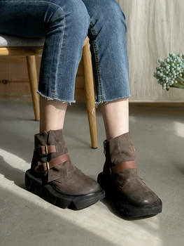 Tayunxing Shoes Genuine Leather Rubber Sole Mid Heel Wedges Platform Zip Lady Bottes Retro Comfort Ankle Women's Boots 116-6
Tayunxing Shoes Genuine Leather Rubber Sole Mid Heel Wedges Platform Zip Lady Bottes Retro Comfort Ankle Women's Boots 116-6