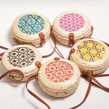 Lovevook woven rattan bags for women round bamboo bag Bohemia summer beach bag 2020 handmade crossbody messenger bags for ladies
Lovevook woven rattan bags for women round bamboo bag Bohemia summer beach bag 2020 handmade crossbody messenger bags for ladies