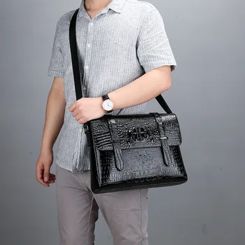 Alligotar Pattern Men Crossbody Bags Luxury Design Business Briefcase Waxy Leather Large Capacity Laptop Shoulder Messenger Bag
Alligotar Pattern Men Crossbody Bags Luxury Design Business Briefcase Waxy Leather Large Capacity Laptop Shoulder Messenger Bag