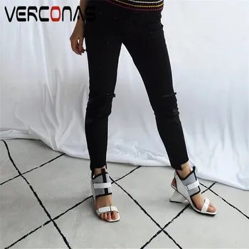 VERCONAS 2020 Fashion Woman Sandals Woman Pumps Classic Design Genuine Leather Casual Square Toe Strange High Heeled Shoes Woman
VERCONAS 2020 Fashion Woman Sandals Woman Pumps Classic Design Genuine Leather Casual Square Toe Strange High Heeled Shoes Woman