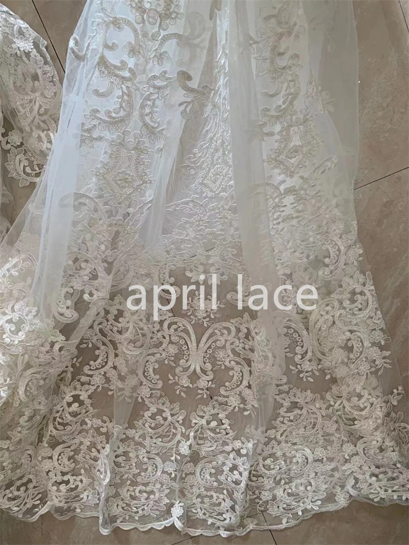 Haute Couture 5 ярдов/Лот, блестки белого цвета, лучшее качество, роскошная вышивка, тюль, сетка, кружева, Французская ткань для свадебного платья
Haute Couture 5 ярдов/Лот, блестки белого цвета, лучшее качество, роскошная вышивка, тюль, сетка, кружева, Французская ткань для свадебного платья