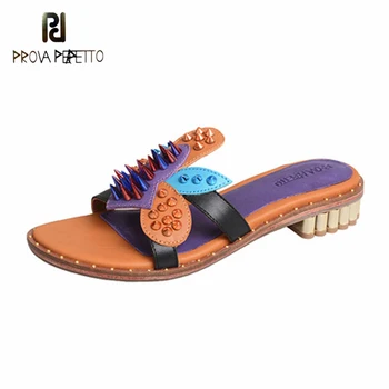 2020 new rivets flat slipper shoe color matching open toe one word low heel thick bottom flower sandals
2020 new rivets flat slipper shoe color matching open toe one word low heel thick bottom flower sandals