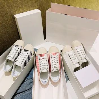 Sweeheart 2020 new Comfortable flat women's leather canvas shoes All-match women's leather canvas shoes Fashion canvas shoe35-40
Sweeheart 2020 new Comfortable flat women's leather canvas shoes All-match women's leather canvas shoes Fashion canvas shoe35-40