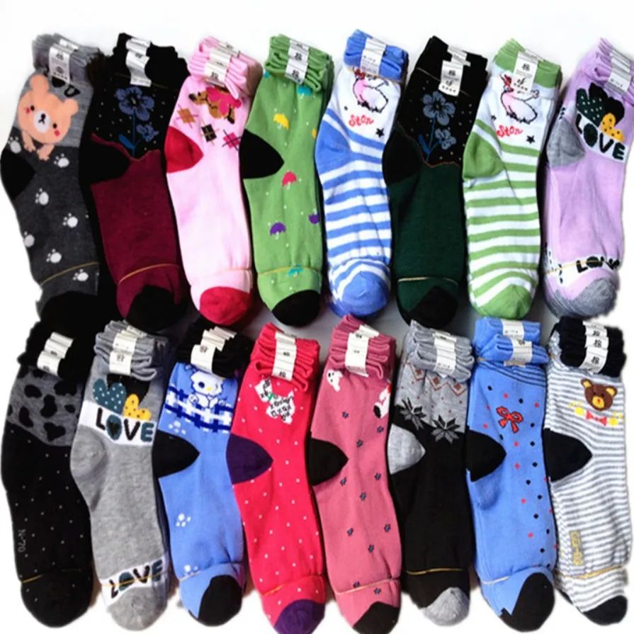 1pair Women's Business Casual Cotton Socks Autumn Winter Mixed Flower Pattern Colors Mid Long Socks Female Breathable Socks
1pair Women's Business Casual Cotton Socks Autumn Winter Mixed Flower Pattern Colors Mid Long Socks Female Breathable Socks