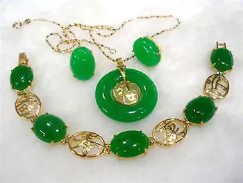 Hot sell Noble- good> Jewelry Green Natural stone Necklace Bracelet earri Set>> Plated gold Bridal wide watch wings que
Hot sell Noble- good> Jewelry Green Natural stone Necklace Bracelet earri Set>> Plated gold Bridal wide watch wings que