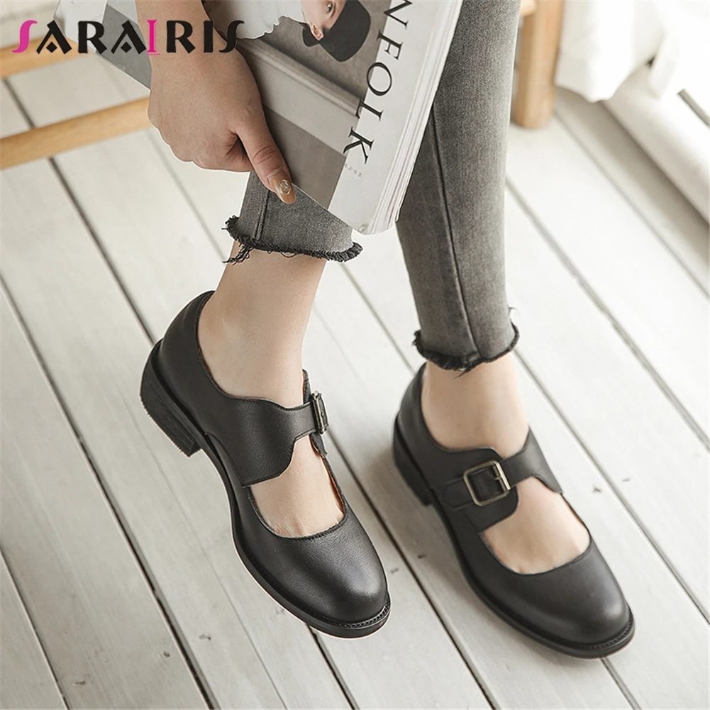 SARAIRIS New Spring Female Retro Genuine Leather Pumps 2020 Elegant Comfort Pumps Women Shallow Med Chunky Heels Shoes Woman
SARAIRIS New Spring Female Retro Genuine Leather Pumps 2020 Elegant Comfort Pumps Women Shallow Med Chunky Heels Shoes Woman