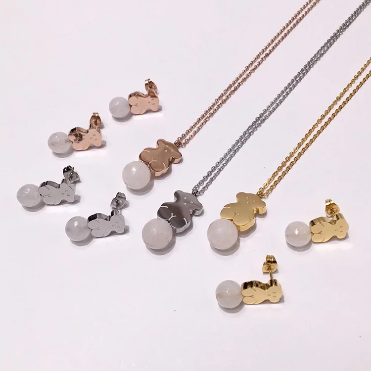 Fashion necklace titanium steel jewelry personality popular classic style simple bear shape send lover birthday gift new hot 
Fashion necklace titanium steel jewelry personality popular classic style simple bear shape send lover birthday gift new hot