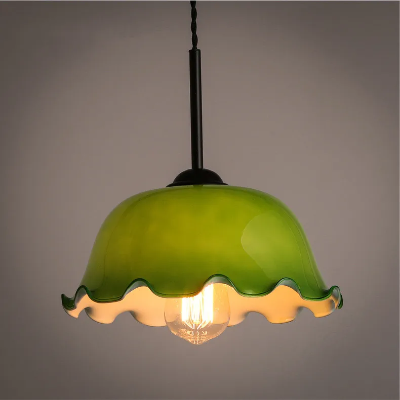 Retro White Chandelier Nordic Industrial Restaurant Living Room Bedroom Creative Personalized Lace Green Glass Chandelier
Retro White Chandelier Nordic Industrial Restaurant Living Room Bedroom Creative Personalized Lace Green Glass Chandelier