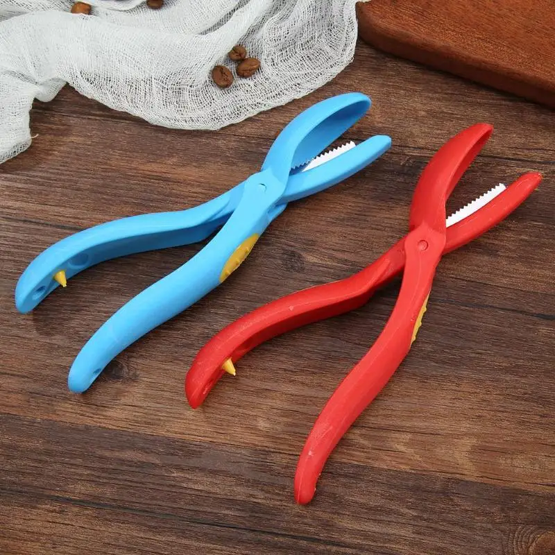Multifunctional 2 Colors Chestnut Clamp Clip Pecan Nut Sheller Kitchen Tool
Multifunctional 2 Colors Chestnut Clamp Clip Pecan Nut Sheller Kitchen Tool
