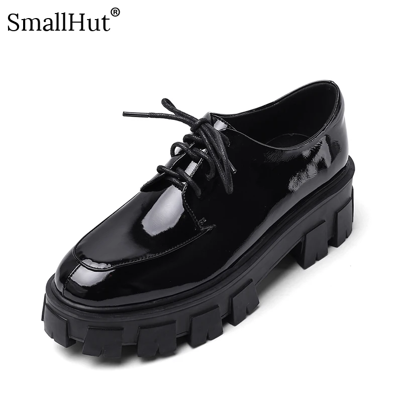 Patent Leather Platform Shoes Women Spring Autumn Ladies Lace Up Casual Shoes G084 Woman Round Toe Black Elegant Flat Platform
Patent Leather Platform Shoes Women Spring Autumn Ladies Lace Up Casual Shoes G084 Woman Round Toe Black Elegant Flat Platform