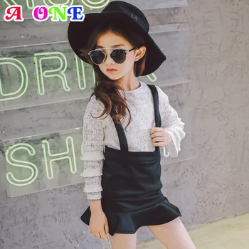 Spring Autumn girls set girls clothes kids suit sweet lace patchwork petal sleeve 2 pcs set clothing for baby 2T to 8T yrs 
Spring Autumn girls set girls clothes kids suit sweet lace patchwork petal sleeve 2 pcs set clothing for baby 2T to 8T yrs