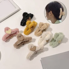 Autumn And Winter Korea Dongdaemun Love Plush Autumn And Winter Models Gripping Clip Temperament Wild Back Head Cute Shark Clip
Autumn And Winter Korea Dongdaemun Love Plush Autumn And Winter Models Gripping Clip Temperament Wild Back Head Cute Shark Clip