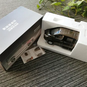 1:18 Diecast Model for Original Ford Tourneo Brown MPV Alloy Toy Car Miniature Collection Gift Commercial Car 4 doors
1:18 Diecast Model for Original Ford Tourneo Brown MPV Alloy Toy Car Miniature Collection Gift Commercial Car 4 doors