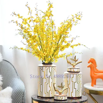 MODERN HOME CERAMICS STORAGE JAR WITH COVER GOLDEN DESKTOP STORAGE ORGANIZATION VASE COPPER CRAFTS DECORATION CERAMIC JAR
MODERN HOME CERAMICS STORAGE JAR WITH COVER GOLDEN DESKTOP STORAGE ORGANIZATION VASE COPPER CRAFTS DECORATION CERAMIC JAR