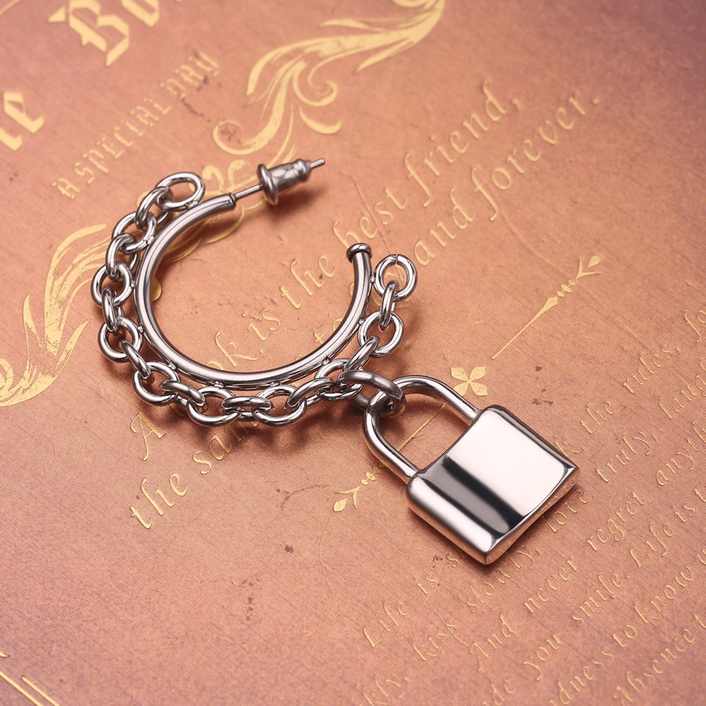 Punk Women Chain Lock Earring Personality Hip Hop Single Dangle Earring Metal Lock Pendant Earring Jewelry Bijoux Femme Gifts
Punk Women Chain Lock Earring Personality Hip Hop Single Dangle Earring Metal Lock Pendant Earring Jewelry Bijoux Femme Gifts