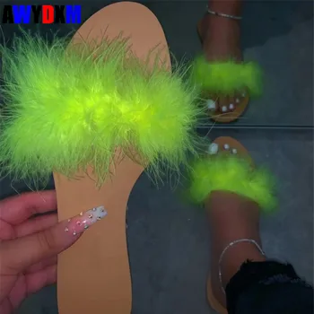 New Women's slippers 2020 summer women shoes fashion Furry slipper ladies flat sandals casual open toe beach slides female s323 
New Women's slippers 2020 summer women shoes fashion Furry slipper ladies flat sandals casual open toe beach slides female s323