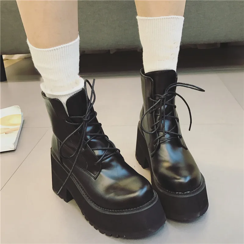 YMECHIC 2019 Retro Black Autumn Gothic Lace Up Martin Boots Platform Strange High Heel Punk Shoes Ankle Military Combat Boots
YMECHIC 2019 Retro Black Autumn Gothic Lace Up Martin Boots Platform Strange High Heel Punk Shoes Ankle Military Combat Boots