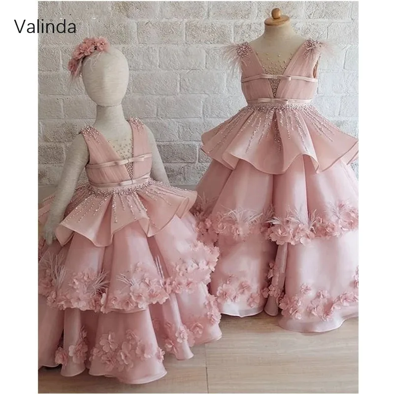 

Sheer Neck Girl Pageant Dresses with Beads Tiered Ball Gown Formal Occasion Birthday Party Attire Kids Clothes Fashion Couture