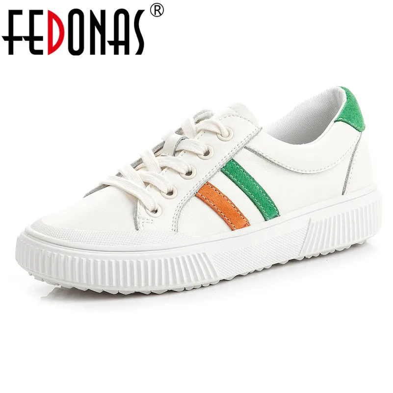 FEDONAS 2020 Classic Women Flats Genuine Leather Sneakers New Corss-tied Casual Shoes Woman Spring Autumn Platforms Shoes Flats
FEDONAS 2020 Classic Women Flats Genuine Leather Sneakers New Corss-tied Casual Shoes Woman Spring Autumn Platforms Shoes Flats
