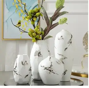 SIMPLE WHITE INK PAINTING CERAMIC VASE HOME FLOWER ARRANGEMENT ARTIFICIAL FLOWER DECORATION COUNTERTOP GREEN PLANT VASE DECOR
SIMPLE WHITE INK PAINTING CERAMIC VASE HOME FLOWER ARRANGEMENT ARTIFICIAL FLOWER DECORATION COUNTERTOP GREEN PLANT VASE DECOR