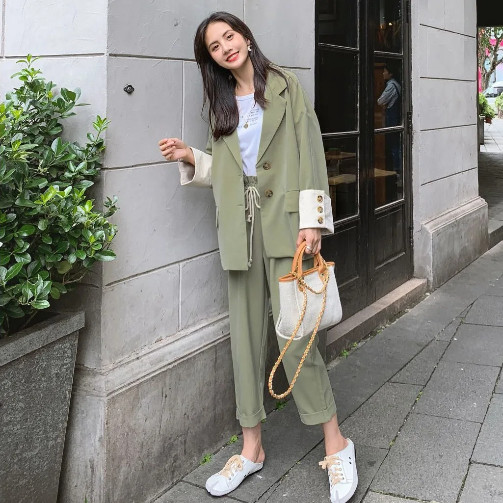 Photo Shoot INS Light Green Contrast Color Cuff Loose-Fit Small Suit Women's High Waist Drawstring Straight-Cut Capri Casual Pan
Photo Shoot INS Light Green Contrast Color Cuff Loose-Fit Small Suit Women's High Waist Drawstring Straight-Cut Capri Casual Pan