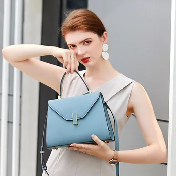 2020 Fashion Female Large Capacity Top-handle Shoulder Bags PU Leather Solid Color Luxury Handbags Casual Messenger Women Bag
2020 Fashion Female Large Capacity Top-handle Shoulder Bags PU Leather Solid Color Luxury Handbags Casual Messenger Women Bag