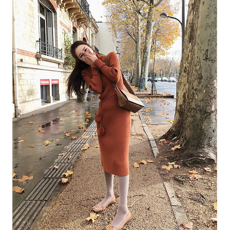 High Collar Sweater Dress Autumn And Winter Korean-style Solid Color Mid-length Slim Fit Slit Base Skirt Lace-up Jersey Dress
High Collar Sweater Dress Autumn And Winter Korean-style Solid Color Mid-length Slim Fit Slit Base Skirt Lace-up Jersey Dress