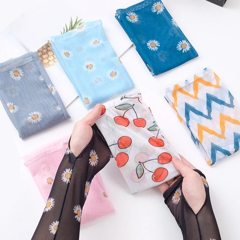 1 pairs New Style Ice Silk Arm Sleeves Colorful arm Warmers Summer Sports Protection Running Cycling Driving Sunscreen
1 pairs New Style Ice Silk Arm Sleeves Colorful arm Warmers Summer Sports Protection Running Cycling Driving Sunscreen