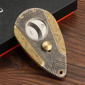 GALINER Metal Cigar Cutter Portable Sharp Cutting Cigars Guillotine Pocket Stainless Steel For Cohiba Cigar Knife W/ Cutter Case
GALINER Metal Cigar Cutter Portable Sharp Cutting Cigars Guillotine Pocket Stainless Steel For Cohiba Cigar Knife W/ Cutter Case