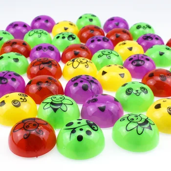 3pcs/ Bag Half Round Football Modeling Ladybug Bee Kitten Panda Pattern Mixed with Insect Recovery Car Children's Toys
3pcs/ Bag Half Round Football Modeling Ladybug Bee Kitten Panda Pattern Mixed with Insect Recovery Car Children's Toys