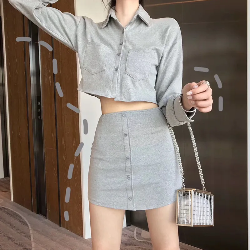 Cotton T Shirt Cardigan Button Spuare Collar Women‘s Suit Short Skirt Long Sleeve Top Two Piece Set Fashion Korean Clothes Women
Cotton T Shirt Cardigan Button Spuare Collar Women‘s Suit Short Skirt Long Sleeve Top Two Piece Set Fashion Korean Clothes Women