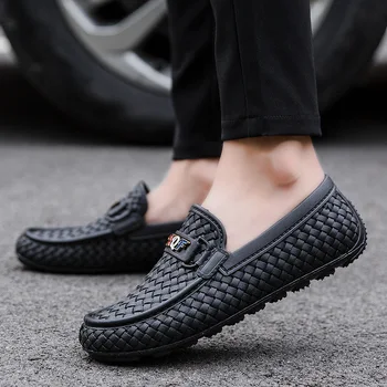 Fashion Slip-on Loafers Peas Shoes Men Flat Casual Lazy Shoes Korean Version Breathable Weaving Men Shoes Lightweight Moccasin
Fashion Slip-on Loafers Peas Shoes Men Flat Casual Lazy Shoes Korean Version Breathable Weaving Men Shoes Lightweight Moccasin